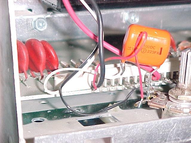 exciter-connector-2.jpg (151257 bytes)