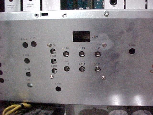 filter-installed-in-cover.jpg (126820 bytes)