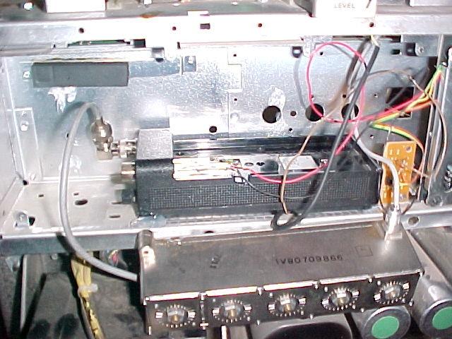 receiver-installed.jpg (163876 bytes)